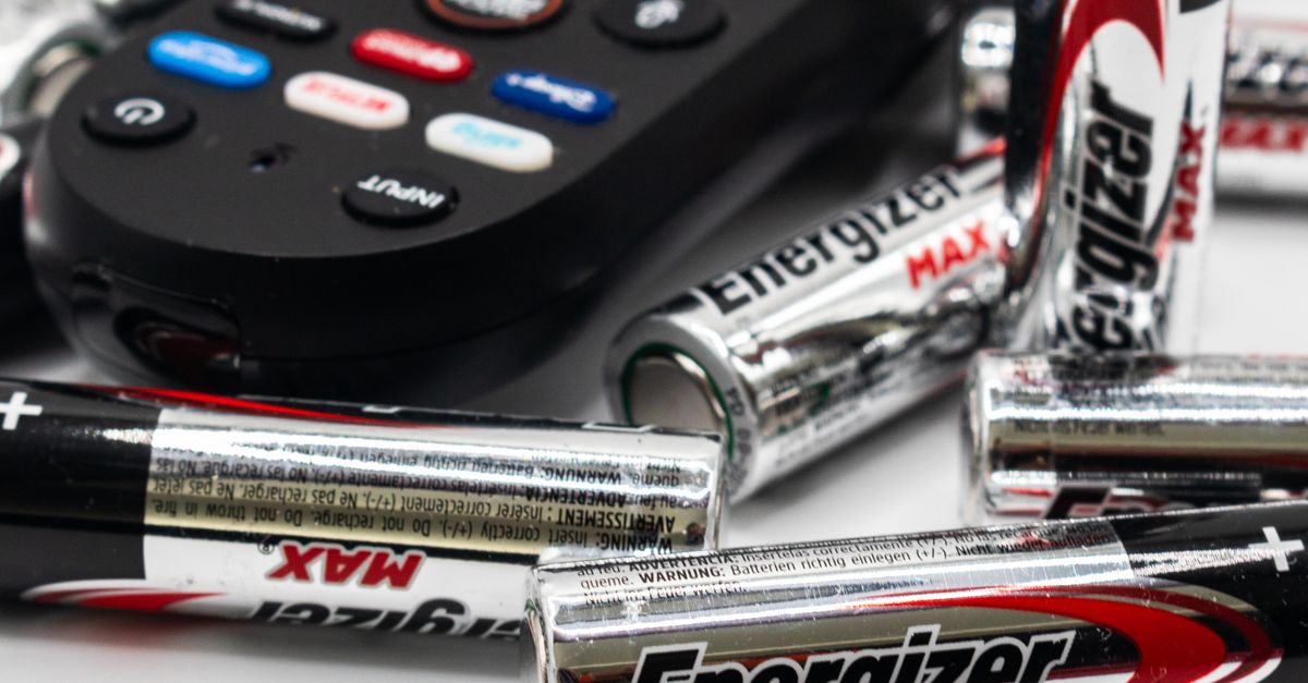 Comparing Lithium-ion Solar Batteries to Other Battery Technologies