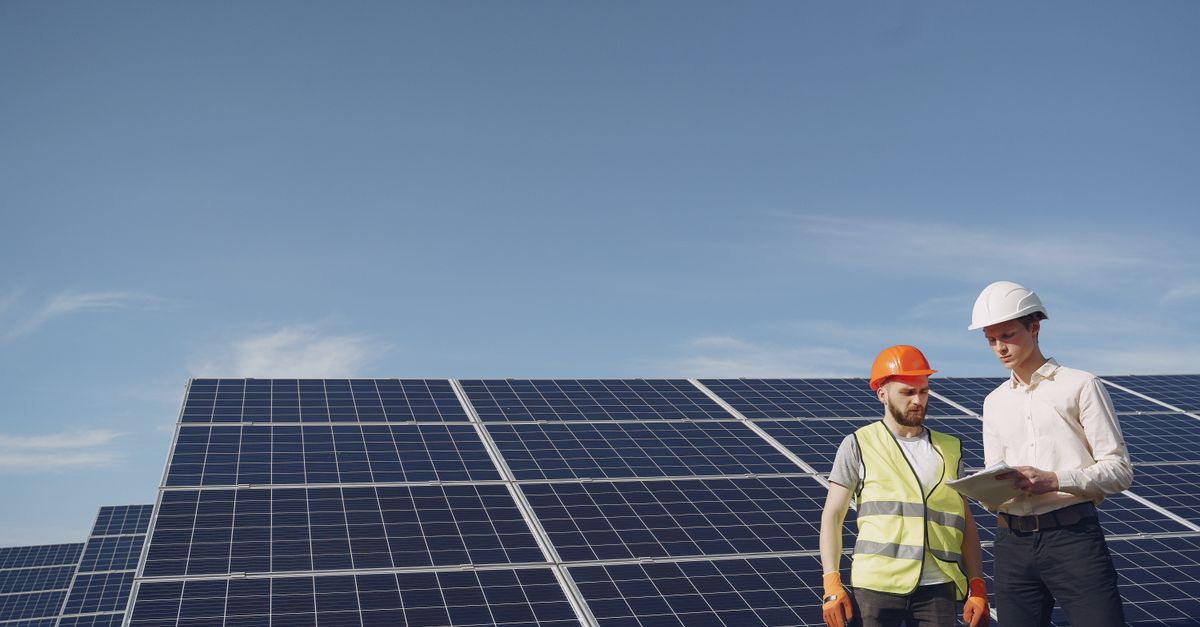 Signs It’s Time to Upgrade Your Solar Battery Setup