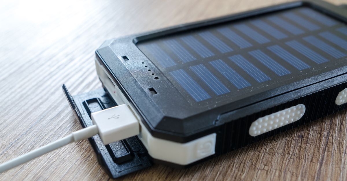 The Role of Solar Batteries in Minimising Carbon Footprint